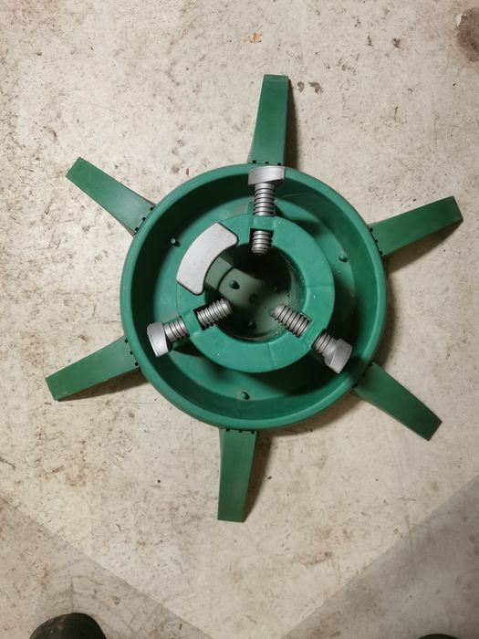 3 Suporti pentru brazi mari, reglabil cu apa si fier forjat