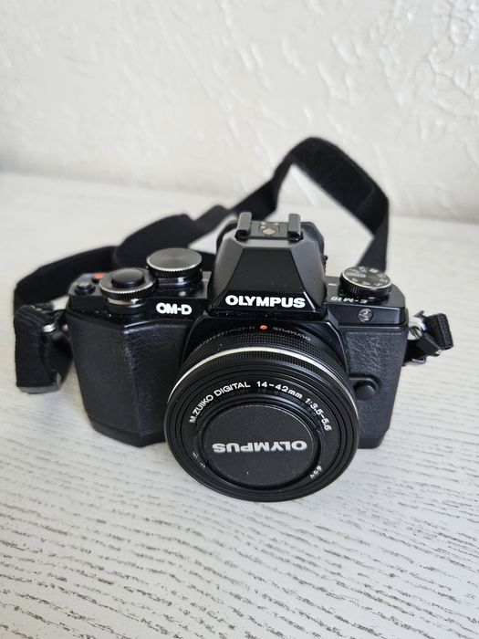 Фотоаппарат OLIMPUS OM-D