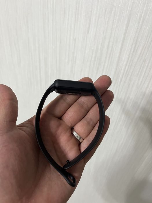 Фитнес браслет Amazfit band 7