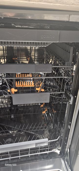 Съдомиялна Goreje