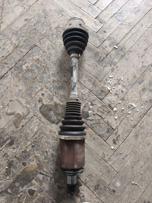 Предни полуоски BMW F10 F11 F12 F13 F06