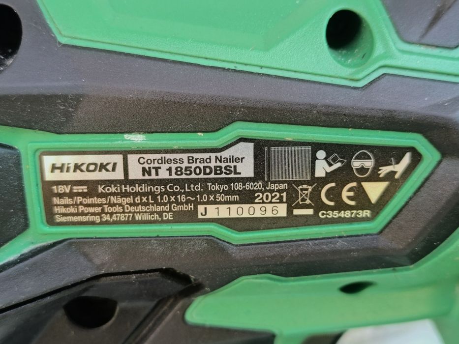 Акумулаторен такер за пирони Hikoki NT1850DBSL 50 мм