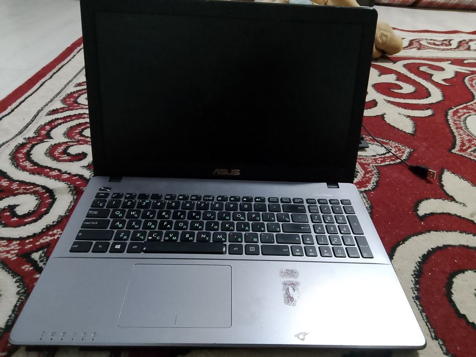 Ноутбук клавиатура