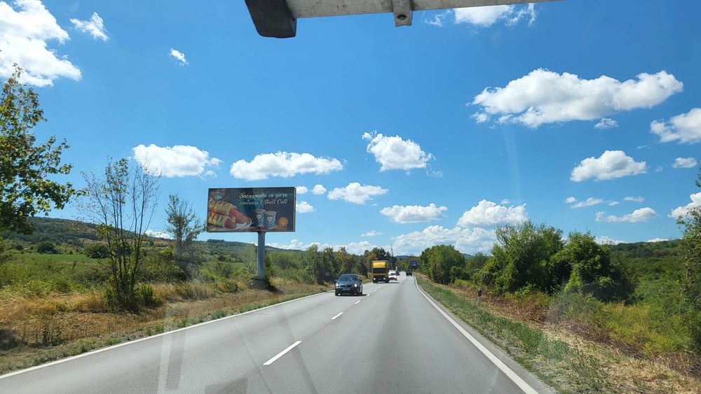Билбордове продавам