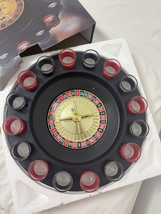 RULETĂ (joc) de băutură