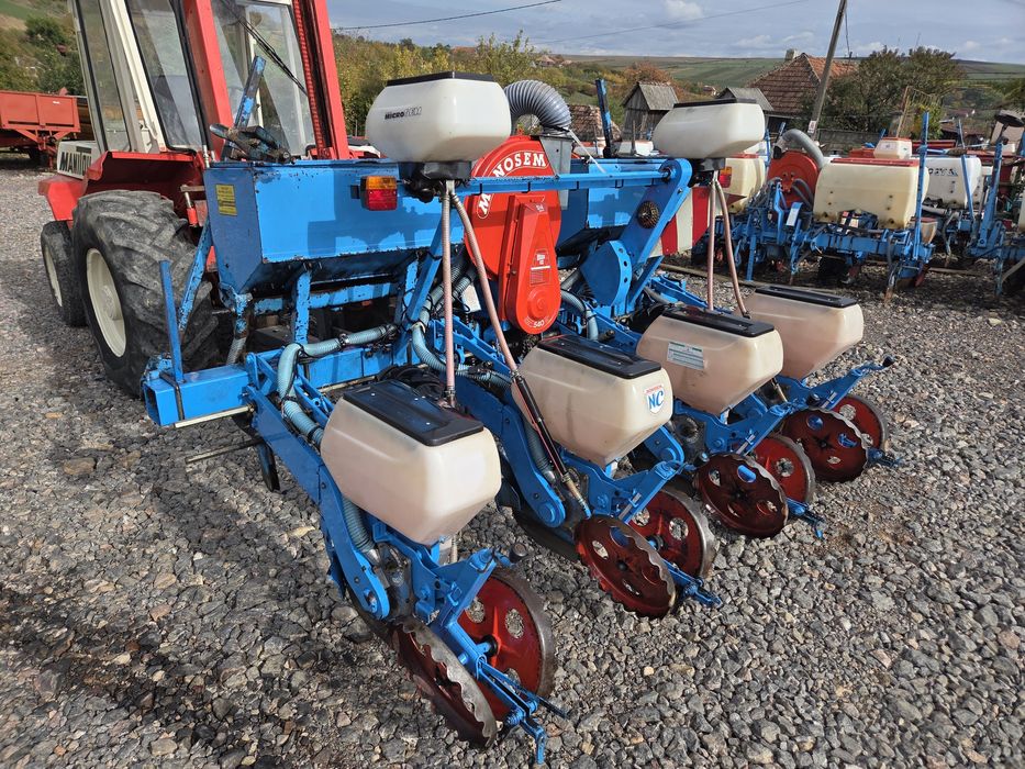 Semanatoare Porumb Monosem NC 4 sire