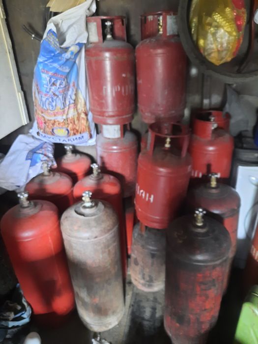 Продам вентильные газовые баллоны