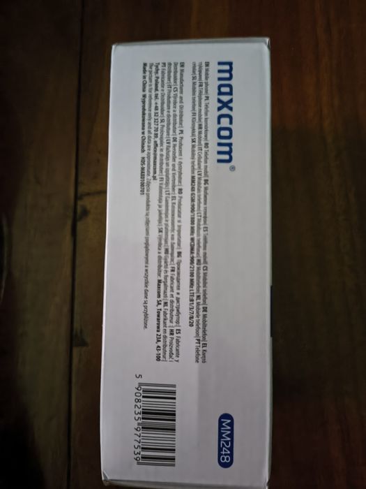 Vând telefon mobil maxcom mm248 cu butoane