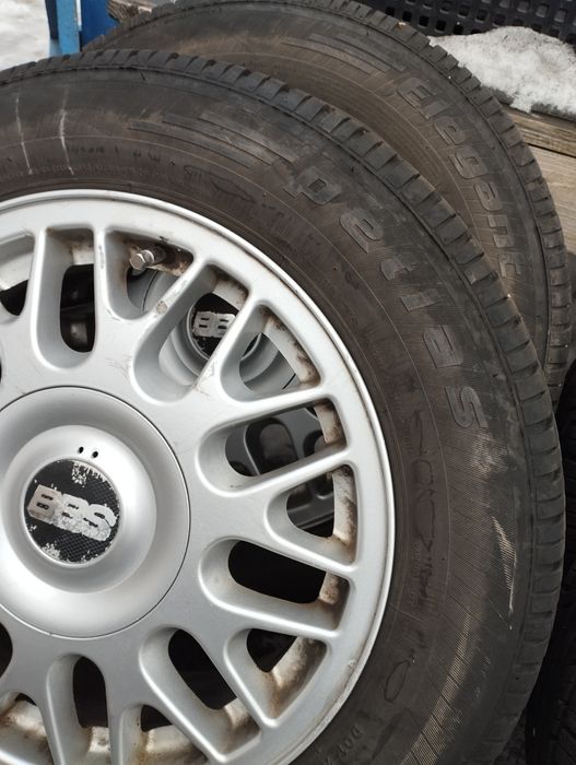 Продам диски с резиной.