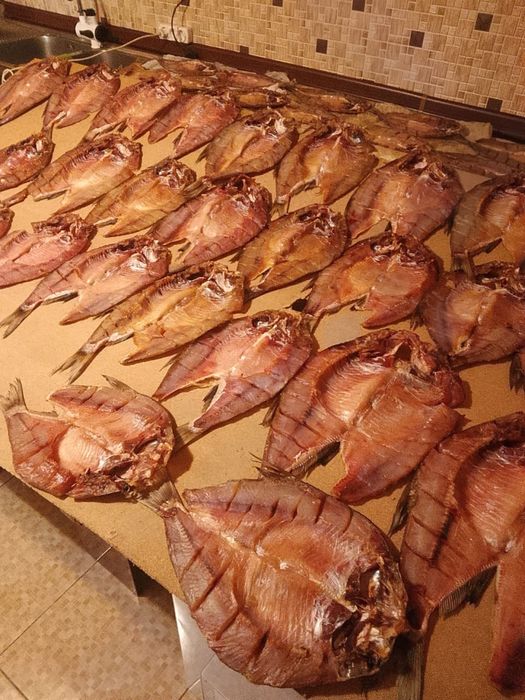 Лещ вялено-копченый