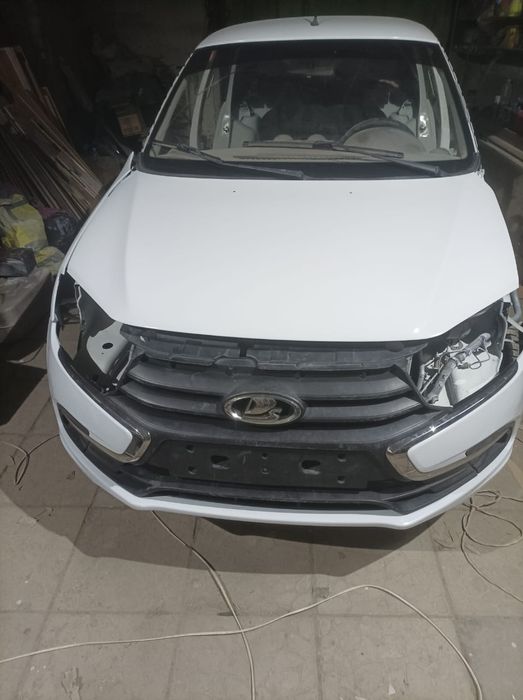 Продам запчасти лада гранта 2013 и лада FL