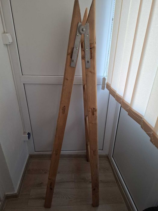 Scara lemn, pentru zugrav, dubla, 4 trepte, 150 cm