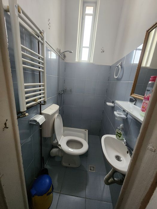 De închiriat apartament cu 1 camera Centru