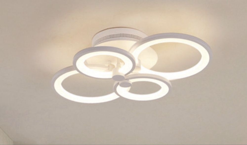 Люстры 3 шт,почти новые