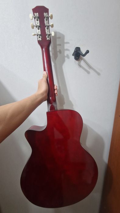 Продам Гитару Ronnie wood