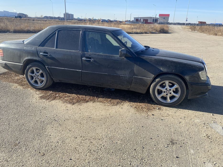 Продам мерседес 124