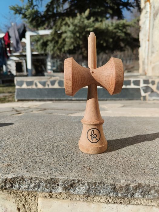 Kendama europe+ 2 Ken europe de vanzare
