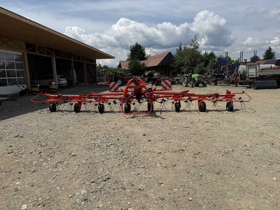 Grebla de Adunat Fan Kuhn GF 8702