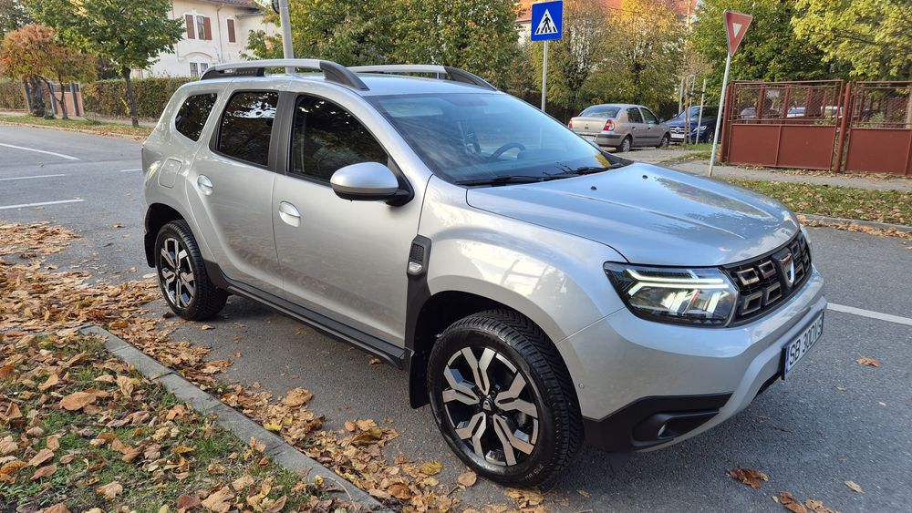 Dacia Duster 2 facelift, benzina, km putini, stare perfecta