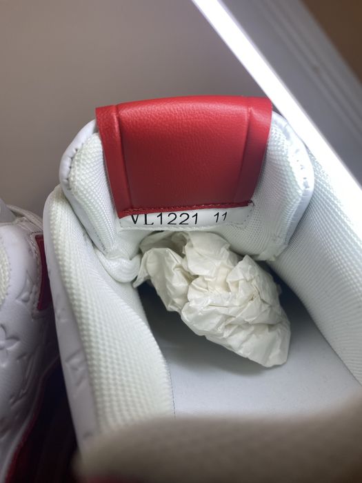 Louis Vuitton Trainer Signature Red