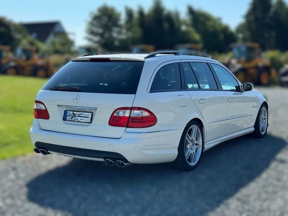 Dezmembrari / Dezmembrez MERCEDES BENZ E-CLASS W211