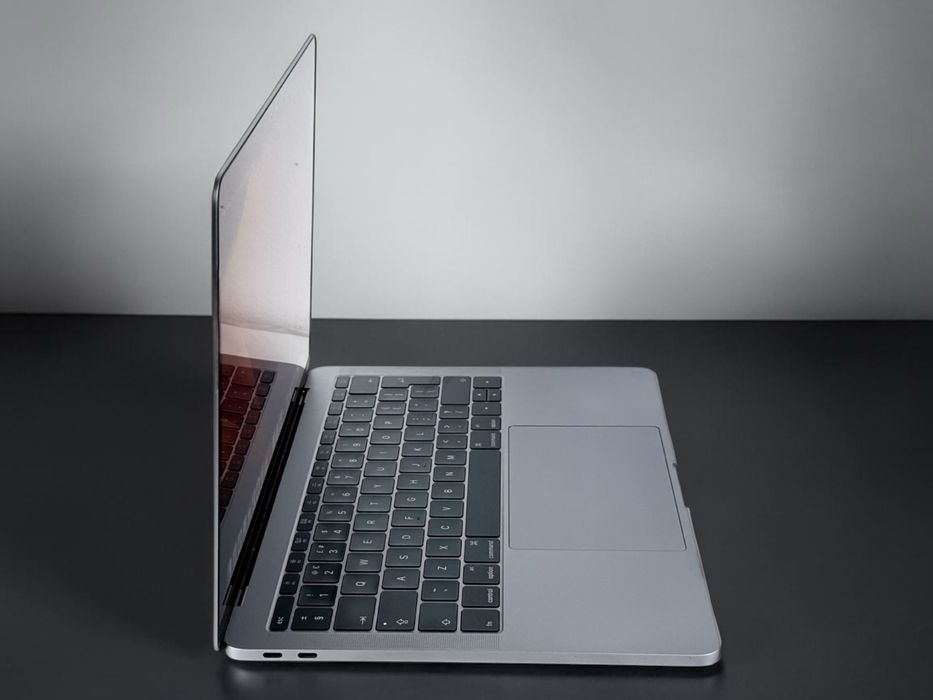 КАТО НОВ! Аpple MacBook Pro 13 2017 i7 2.5GHz 16RAM 512GB Гаранция!