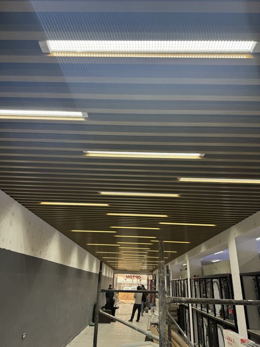 Грилято, Реечный, Армстронг ишлаб чикарувчидан кенг танловда мавжуд