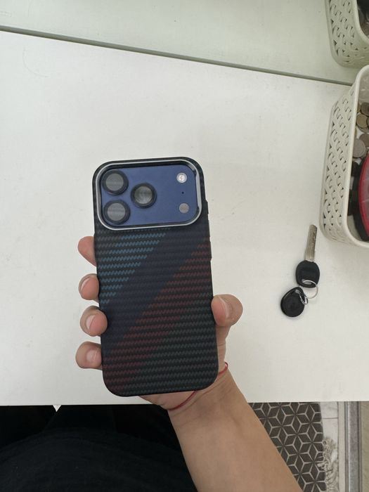 Продам iphone 17pro 512gb