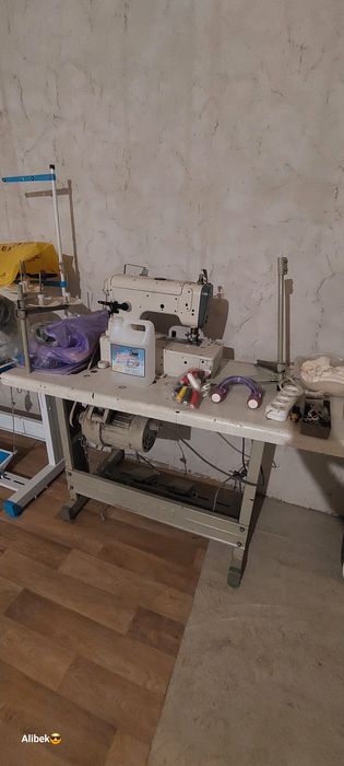 Швейная машинка продам