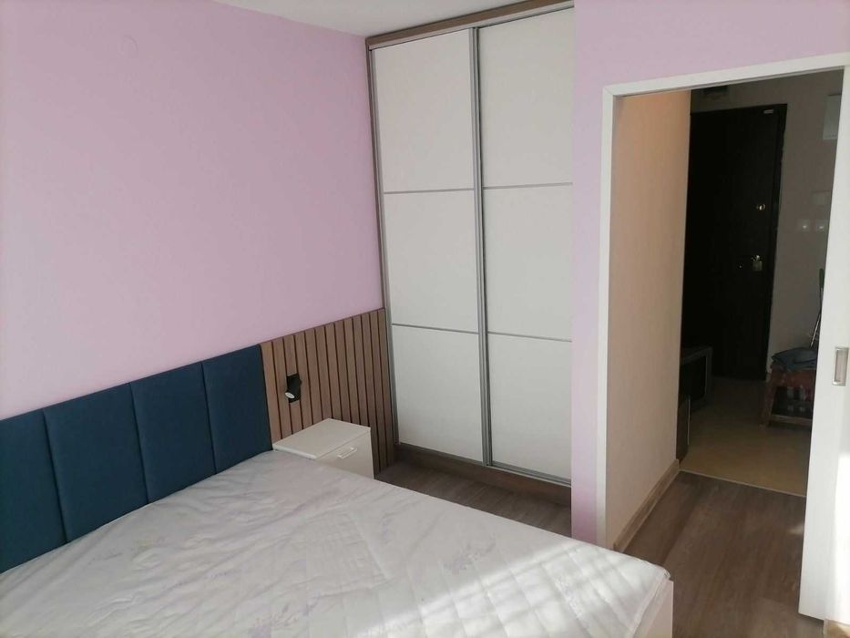 2-стаен апартамент под наем Изток