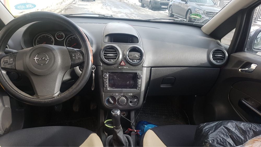 *Opel corsa*an 2008* taxe si fiscal la zi*benzina*