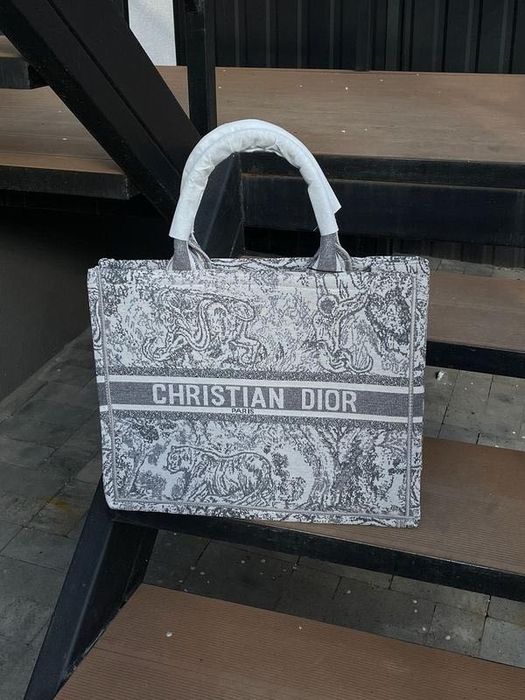 Сумка Christian Dior