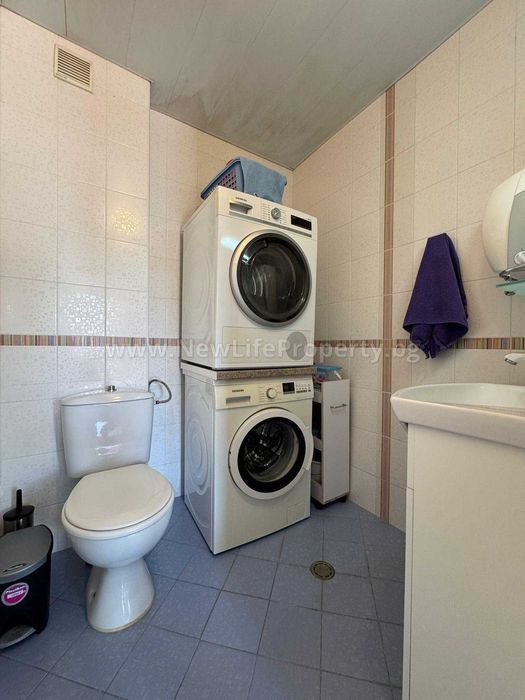 Двуетажен таунхаус в с. Кошарица, обл. Бургас