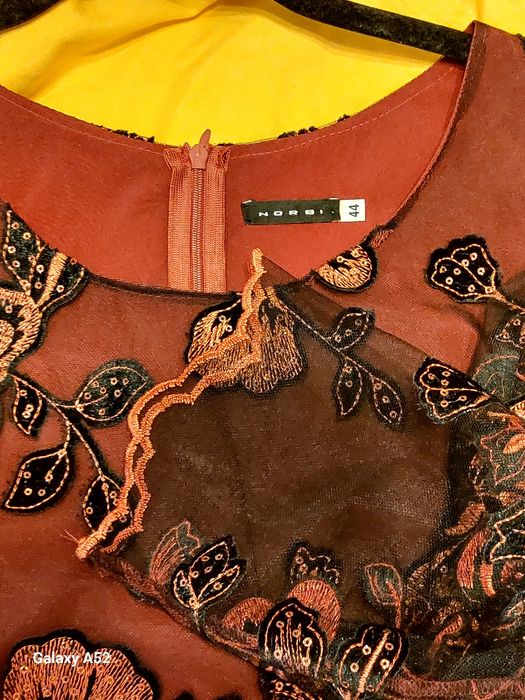 Rochie elegantă din dantelă.