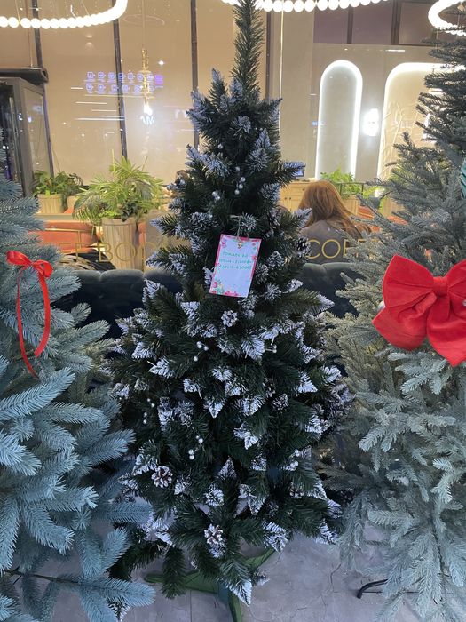 Искусственные елки