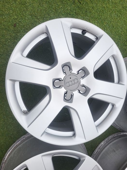 17 5x112 Audi Vw лети джанти 5х112