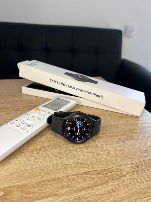 Продам часы Samsung Galaxy Watch 4 Classic