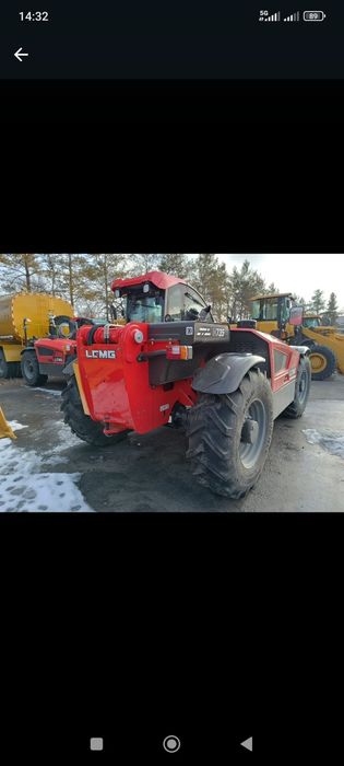 Телескопический погрузчик