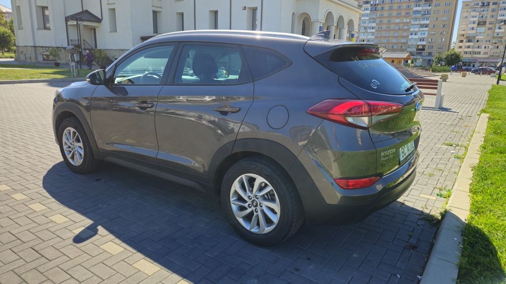 Hyundai Tucson 1.6 benzină