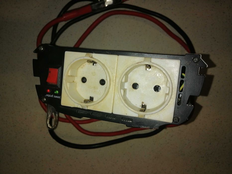Aspirator 12v si invertor tensiune 12/220v