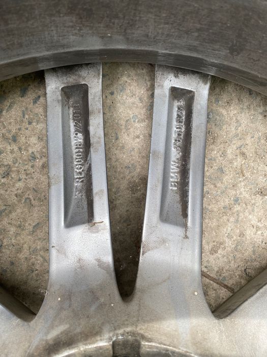 Vand/ schimb jante BMW G11