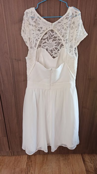 Нова къса сватбена рокля s -м размер