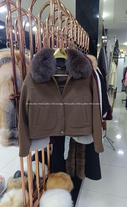 Кашмирено палто с естествен косъм