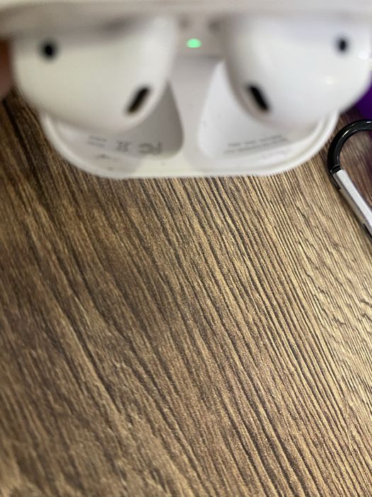Продам AirPods 2 Generation