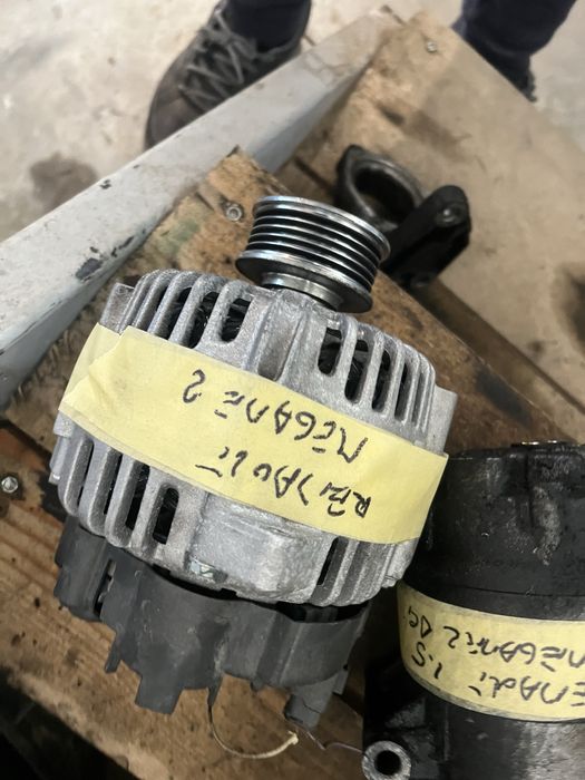 Vand alternator Renault Megane 2 2004-2008