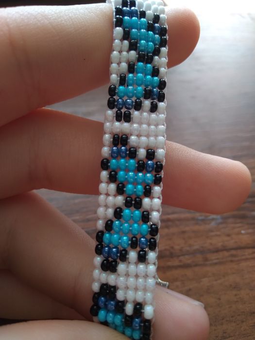 Браслет фенечка из бисера