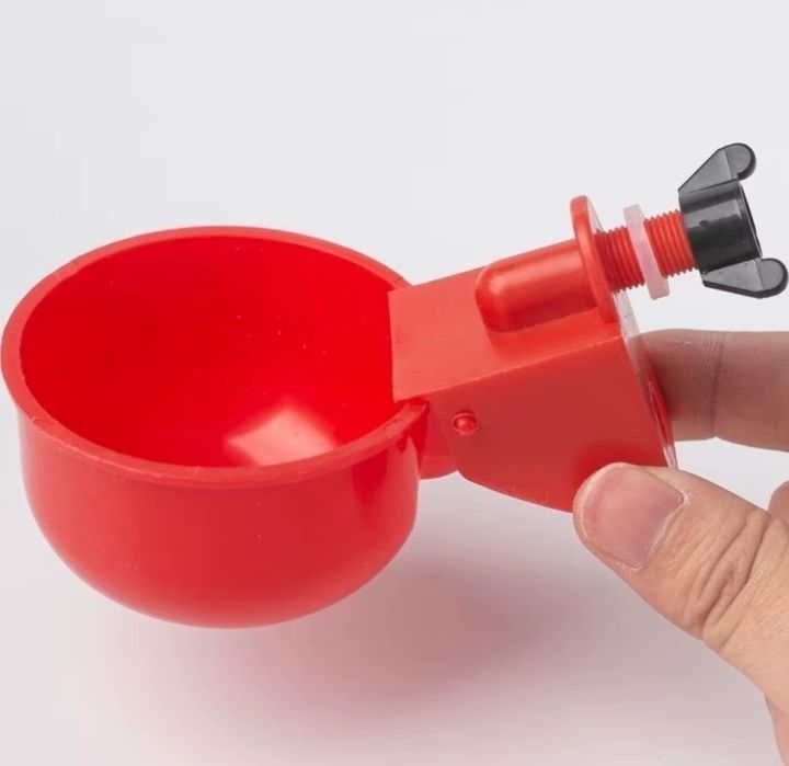 Поилка за всякакъв вид птици