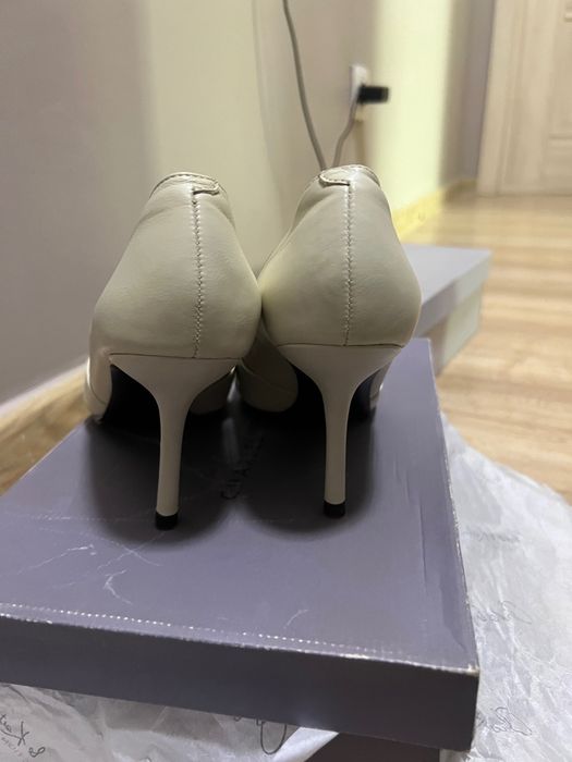 Туфли Charles & Keith