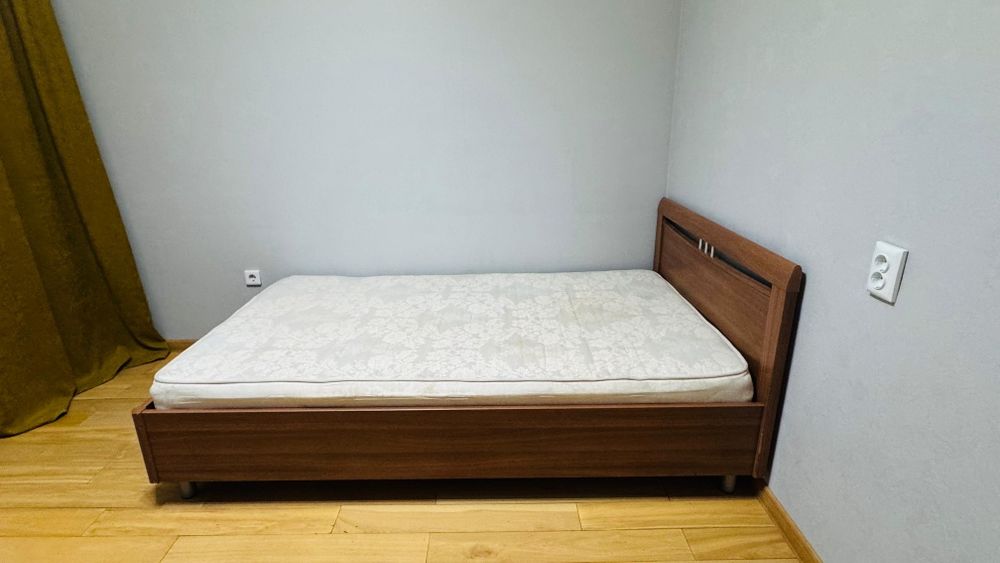 Срочно продам кровать