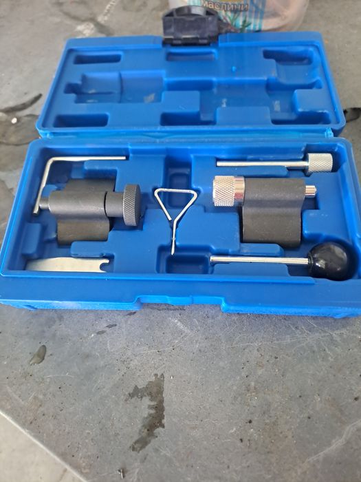 Инстромент за ангренажен ремък